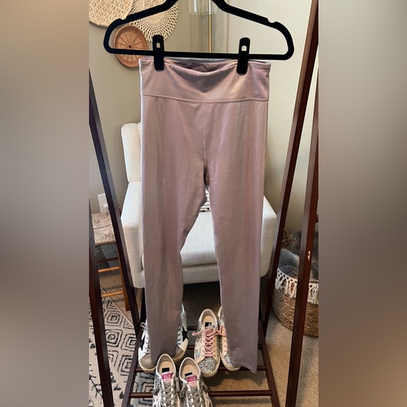 Never worn Carbon 38 luminous High rise / HIGH SHINE Iridescent Leggings S - Picture 7 of 7